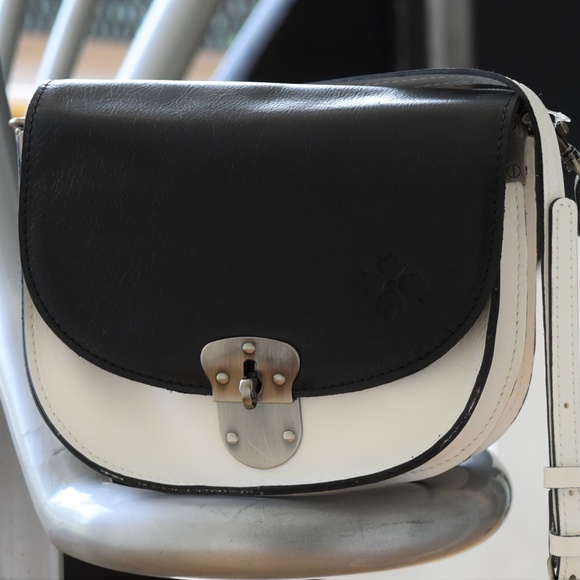 Patricia Nash Handbags - NEW Patricia Nash Bettina Colorblock Saddle Bag